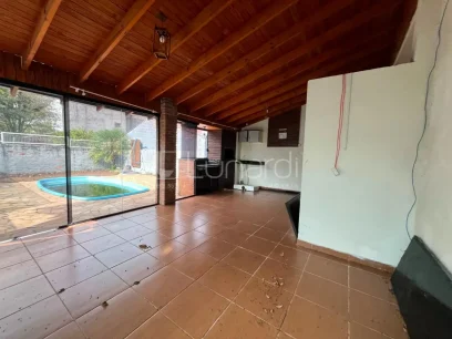 Casa com 3 Dormitórios - Miniatura - Lunardi Imóveis