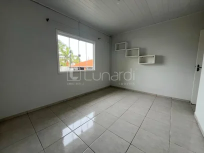 Casa com 3 Dormitórios - Miniatura - Lunardi Imóveis