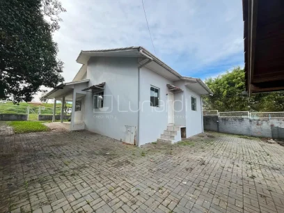 Casa com 3 Dormitórios - Miniatura - Lunardi Imóveis