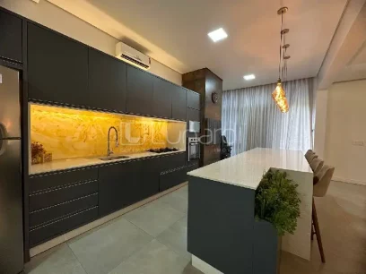 Casa com 2 Dormitórios - Miniatura - Lunardi Imóveis