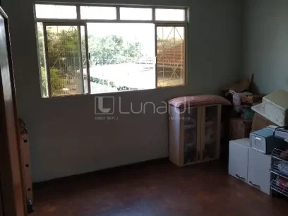 Casa com 3 Dormitórios - Miniatura - Lunardi Imóveis