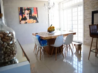 Casa com 2 Dormitórios - Miniatura - Lunardi Imóveis