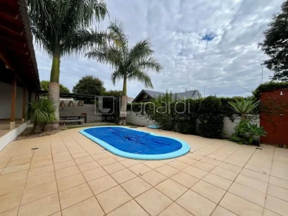 Casa com 4 Dormitórios - Miniatura - Lunardi Imóveis