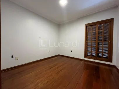 Casa com 4 Dormitórios - Miniatura - Lunardi Imóveis