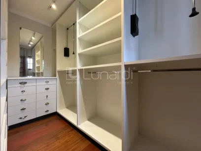 Casa com 4 Dormitórios - Miniatura - Lunardi Imóveis