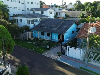 Casa com 3 Dormitórios - Miniatura - Lunardi Imóveis