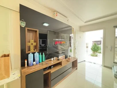 Casa com 3 Dormitórios - Miniatura - Lunardi Imóveis