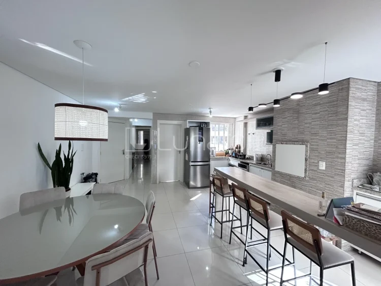 Apartamento com 2 Suítes - Lunardi Imóveis