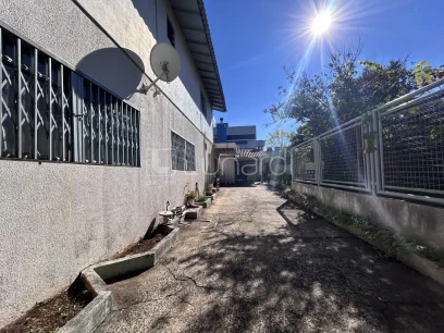 Casa com 3 Dormitórios - Miniatura - Lunardi Imóveis