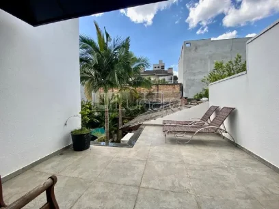 Casa com 4 Suítes - Miniatura - Lunardi Imóveis