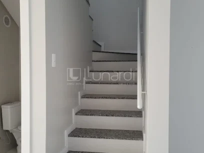 Sobrado com 3 Dormitórios - Miniatura - Lunardi Imóveis