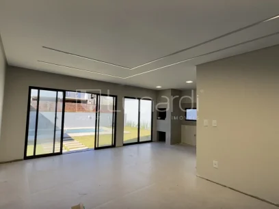 Casa com 3 Dormitórios - Miniatura - Lunardi Imóveis