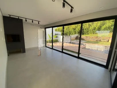 Casa com 3 Suítes - Miniatura - Lunardi Imóveis