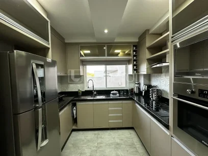 Casa com 2 Dormitórios - Miniatura - Lunardi Imóveis