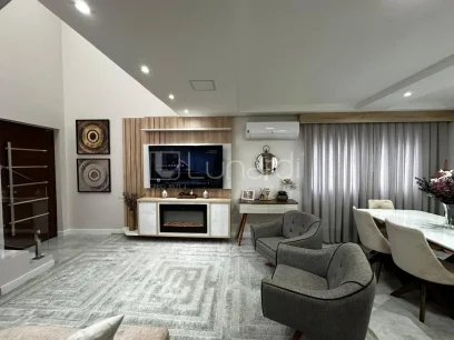 Casa com 2 Dormitórios - Miniatura - Lunardi Imóveis