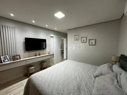 Casa com 2 Dormitórios - Miniatura - Lunardi Imóveis