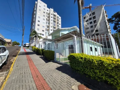 Casa com 3 Dormitórios - Miniatura - Lunardi Imóveis