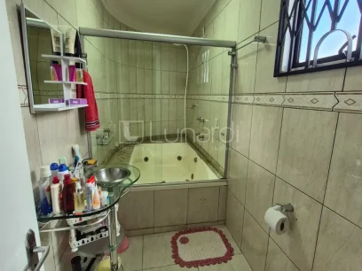 Casa com 3 Dormitórios - Miniatura - Lunardi Imóveis