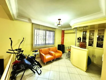 Casa com 3 Dormitórios - Miniatura - Lunardi Imóveis