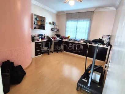 Casa com 3 Dormitórios - Miniatura - Lunardi Imóveis