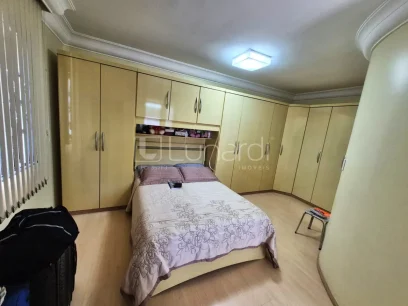 Casa com 3 Dormitórios - Miniatura - Lunardi Imóveis