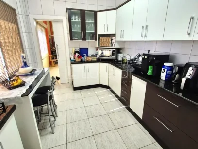 Casa com 3 Dormitórios - Miniatura - Lunardi Imóveis