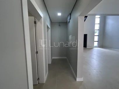 Casa com 4 Suítes - Miniatura - Lunardi Imóveis