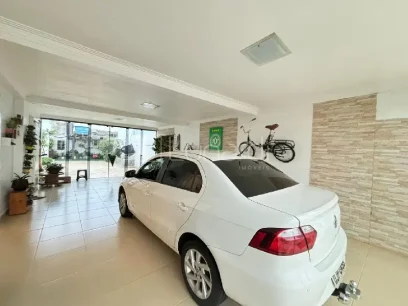 Casa com 3 Dormitórios - Miniatura - Lunardi Imóveis
