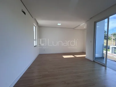Casa com 4 Dormitórios - Miniatura - Lunardi Imóveis