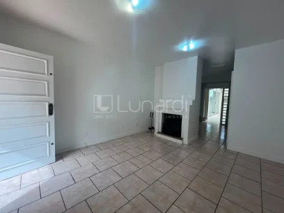 Casa com 3 Dormitórios - Miniatura - Lunardi Imóveis
