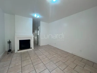 Casa com 3 Dormitórios - Miniatura - Lunardi Imóveis