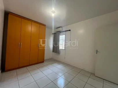 Casa com 3 Dormitórios - Miniatura - Lunardi Imóveis