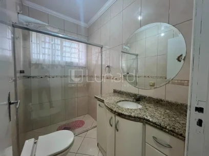 Casa com 3 Dormitórios - Miniatura - Lunardi Imóveis