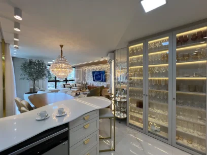 Apartamento com 3 Suítes - Miniatura - Lunardi Imóveis