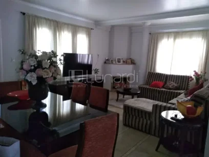 Casa com 3 Dormitórios - Miniatura - Lunardi Imóveis