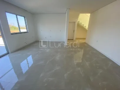 Casa com 3 Dormitórios - Miniatura - Lunardi Imóveis