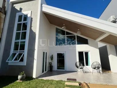 Casa com 3 Dormitórios - Miniatura - Lunardi Imóveis