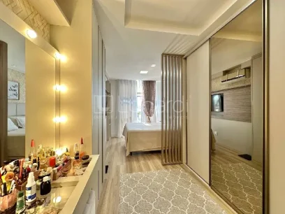Apartamento com 3 Dormitórios - Miniatura - Lunardi Imóveis