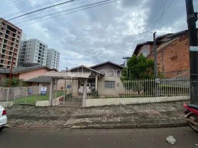 Casa com 4 Dormitórios - Miniatura - Lunardi Imóveis