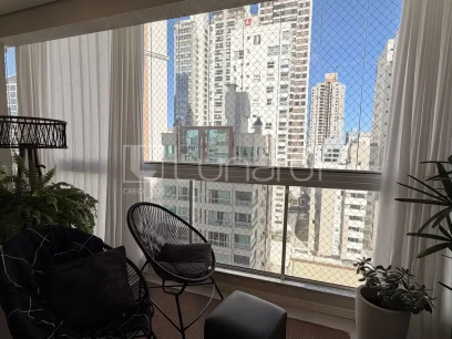 Apartamento com 3 Suítes - Miniatura - Lunardi Imóveis