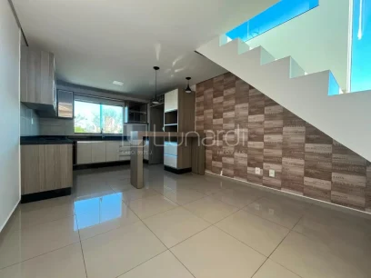 Casa com 3 Dormitórios - Miniatura - Lunardi Imóveis