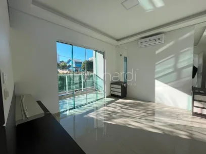 Casa com 3 Dormitórios - Miniatura - Lunardi Imóveis