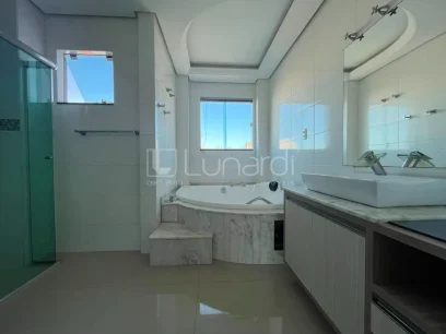 Casa com 3 Dormitórios - Miniatura - Lunardi Imóveis