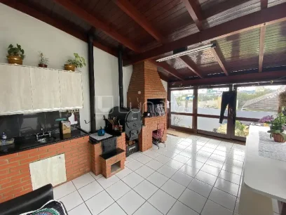Casa com 3 Dormitórios - Miniatura - Lunardi Imóveis