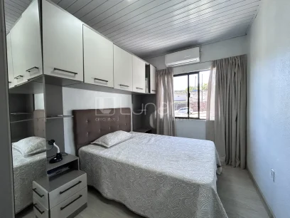 Casa com 3 Dormitórios - Miniatura - Lunardi Imóveis
