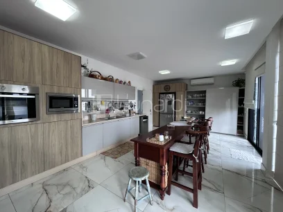 Casa com 2 Suítes - Miniatura - Lunardi Imóveis