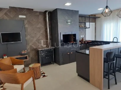 Casa com 3 Dormitórios - Miniatura - Lunardi Imóveis