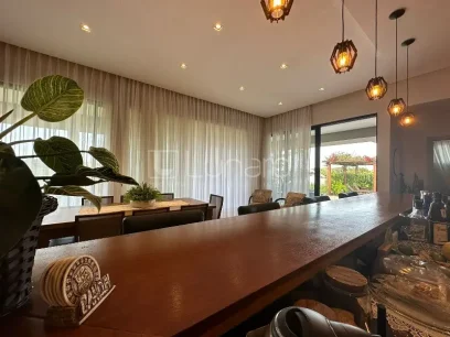 Casa com 4 Dormitórios - Miniatura - Lunardi Imóveis