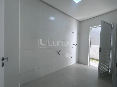 Casa com 4 Dormitórios - Miniatura - Lunardi Imóveis