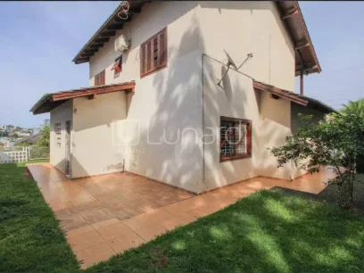Casa com 3 Dormitórios - Miniatura - Lunardi Imóveis